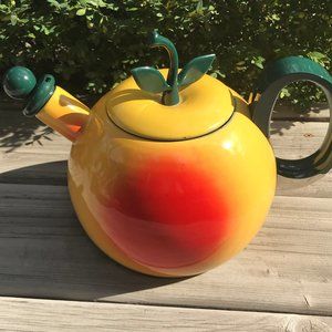 VNTG COPCO TEA POT PEACH DESIGN